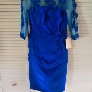 Ladies satin & lace formal dress by LanTing, size 8. NWT